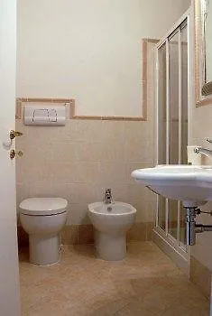 Lady Rose Bed & Breakfast Pisa